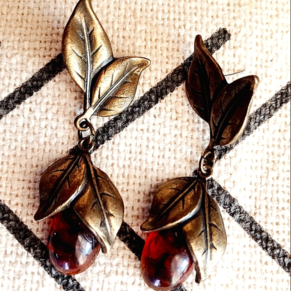 Vintage La Contessa Earrings